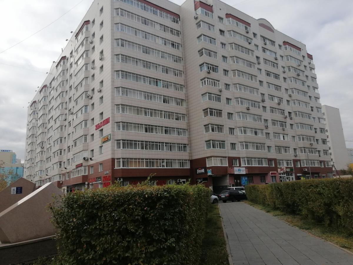 Прекрасная Квартира В Центре Столицы! Akmola Esterno foto